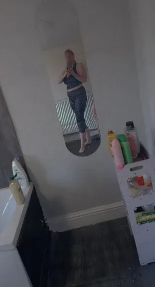 Chiara, 40
