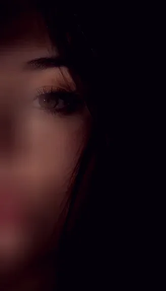 Nicole, 26