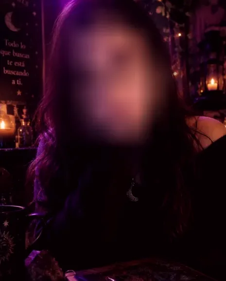 Romana, 33