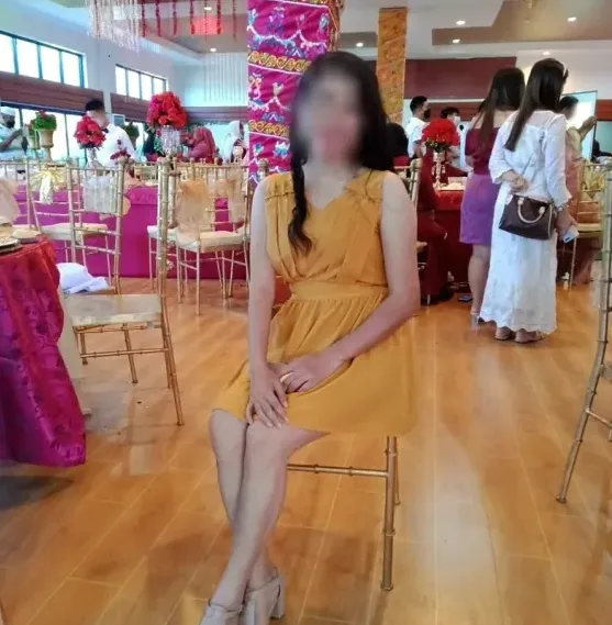 Sabine, 34